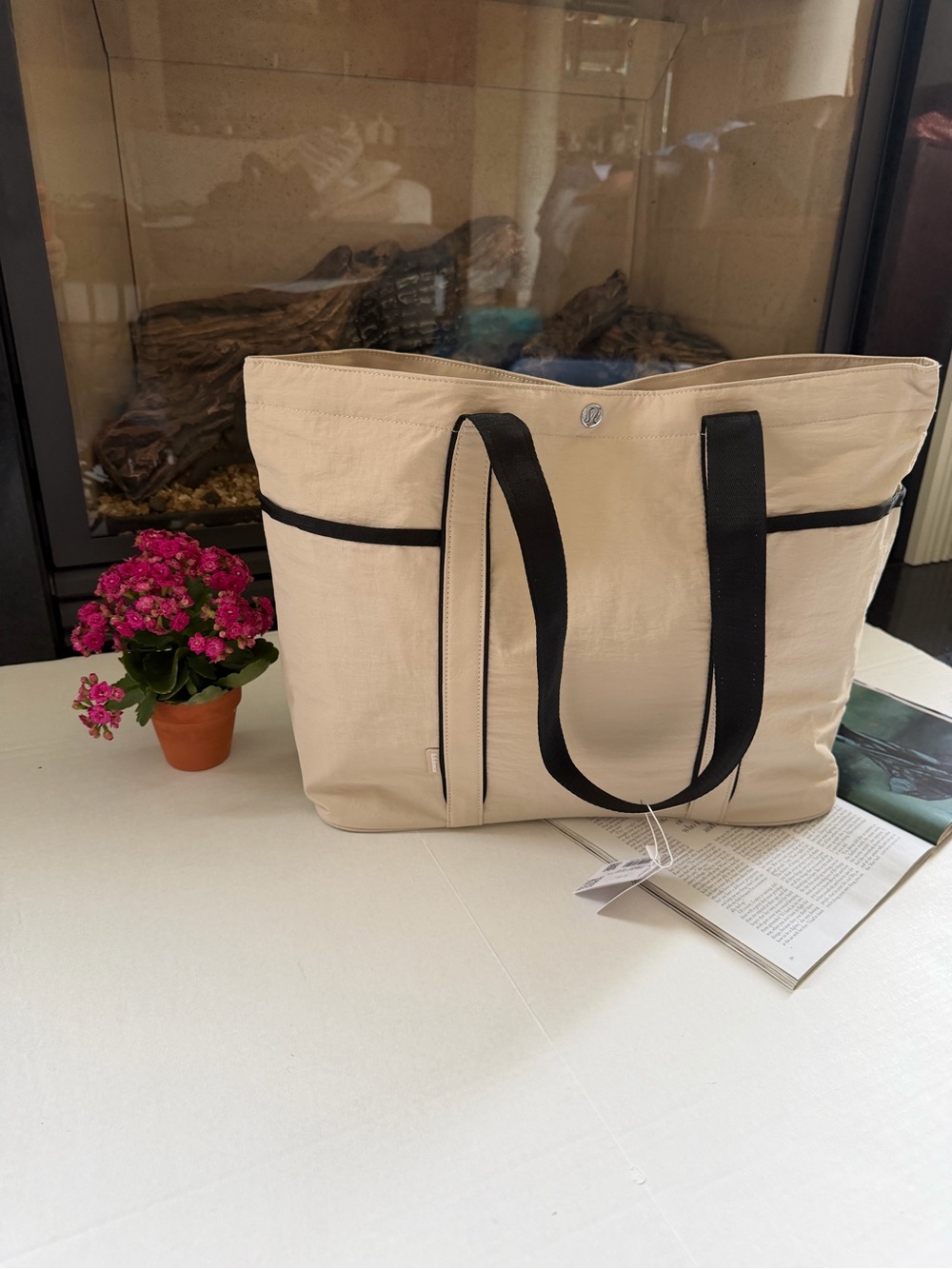 New Lululemon Daily Multi-Pocket Tote Bag 20L